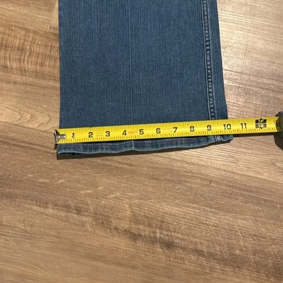 NWT White House Black Market Skinny Flare High Rise Everyday Soft Denim Jean 14L - Picture 11 of 15